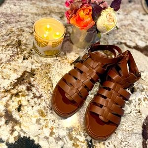 Nwt time and tru strappy sandals size 9